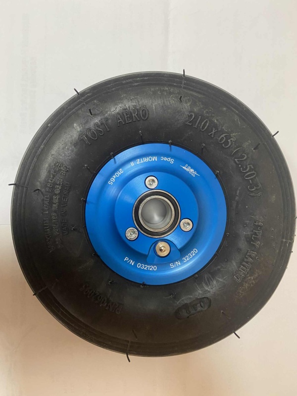 TOST Split tail wheel with tyre and tube. 20mm Axle 210x65 blue